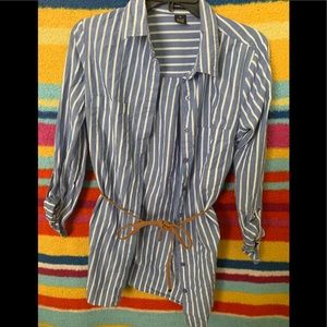 Button down casual long sleeve shirt❗️